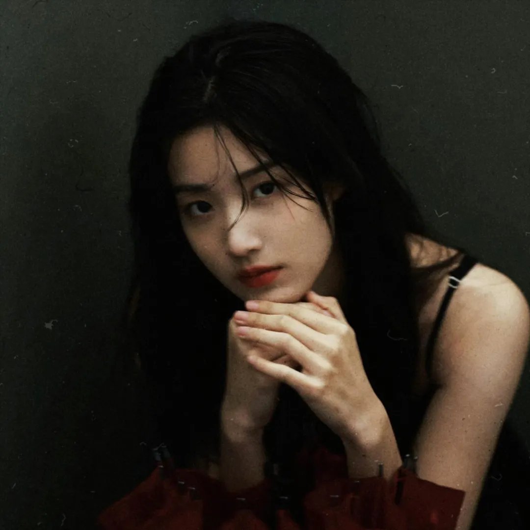 穿书后，大小姐野爆娱乐圈